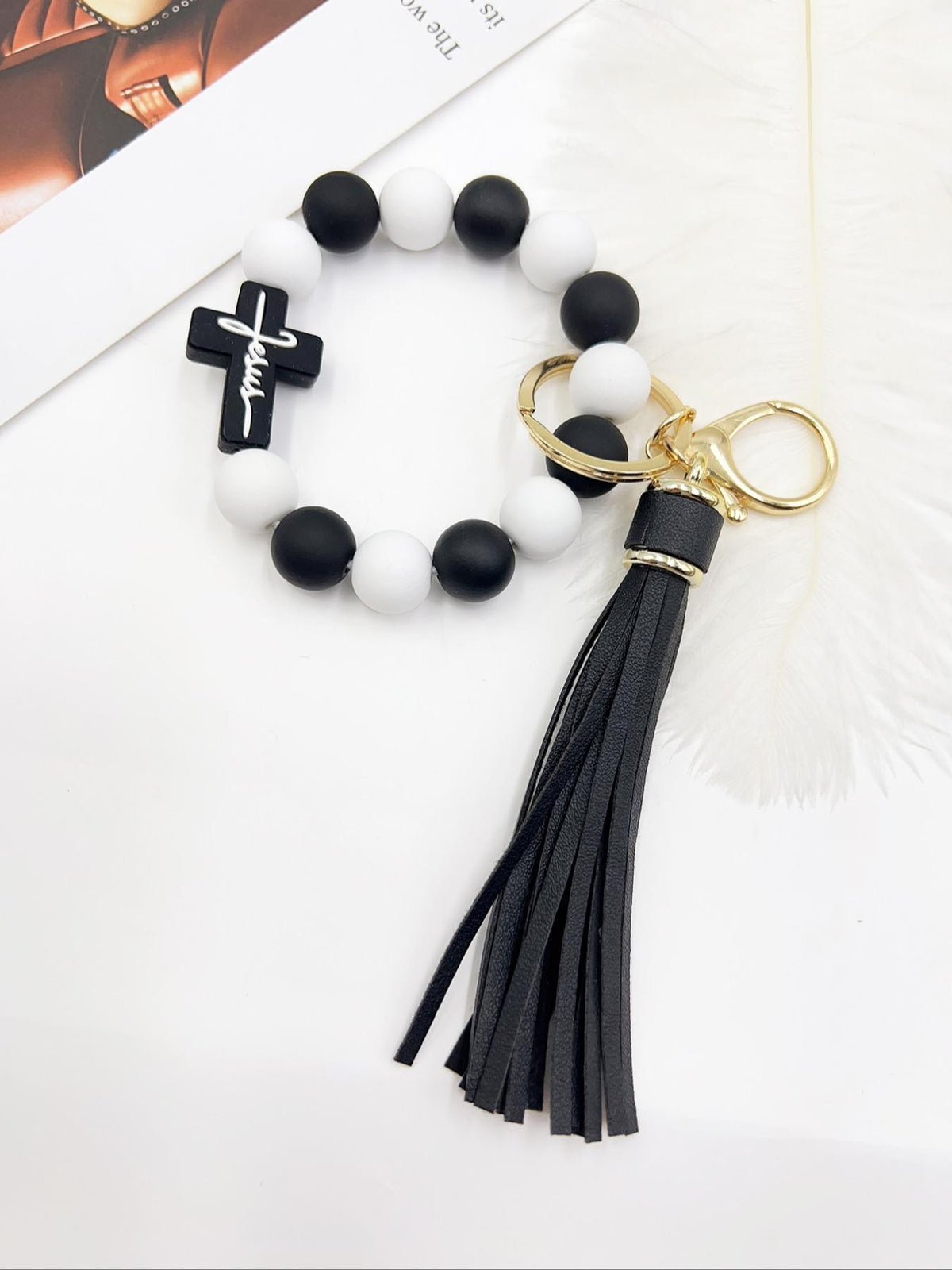 1 Piece Leopard Pattern Tassel Decor Beaded Keychain, Trendy Cute Jewelry for Women & Men, Fashion Accessories, Perfect Gift for Friends